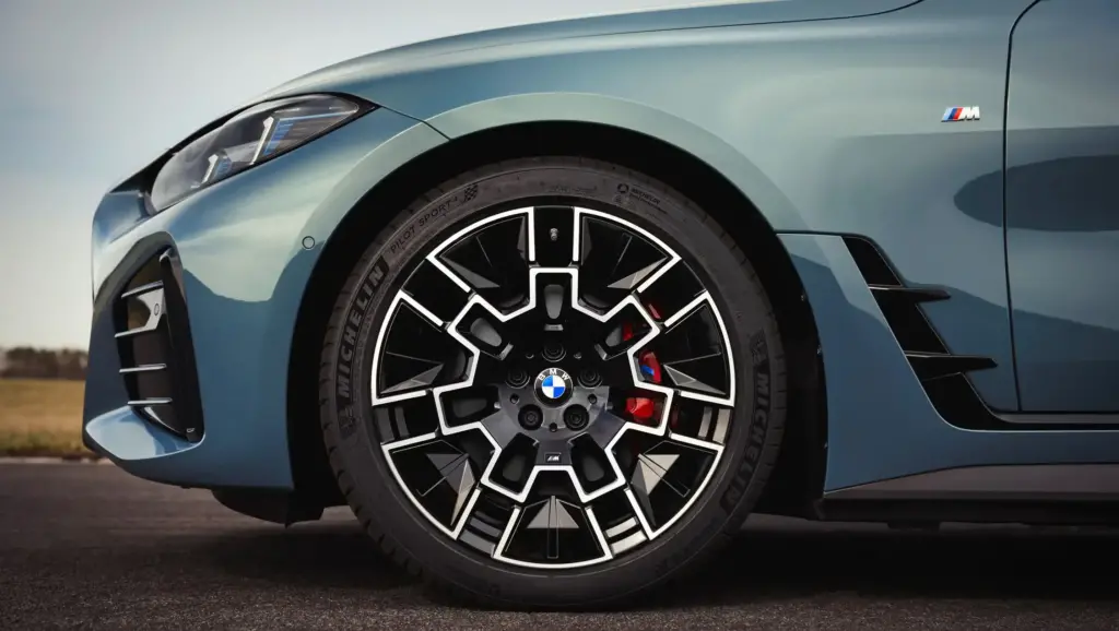 2025 BMW i4: Preise, Modelle & technische Daten - KFZPick.de