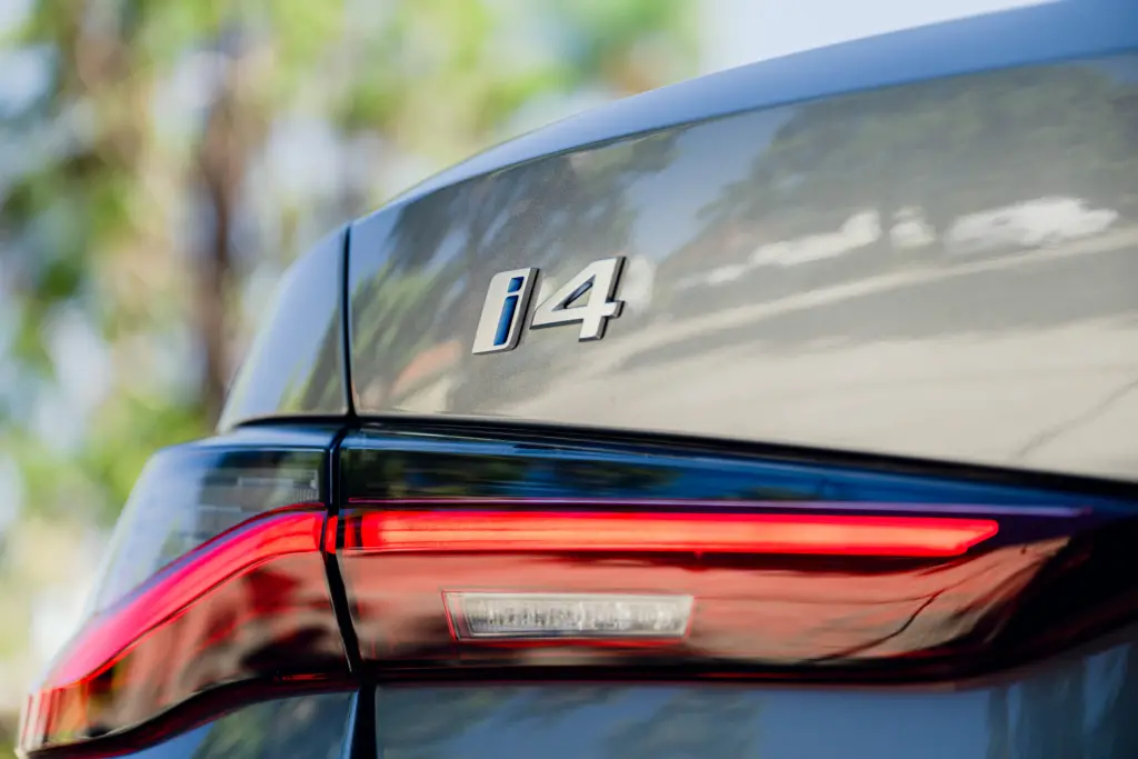 2024 BMW i4: Preise, technische Daten & Gebrauchtwagen-Kaufberatung 7 2024 BMW i4: Preise, technische Daten & Gebrauchtwagen-Kaufberatung - KFZPick.de