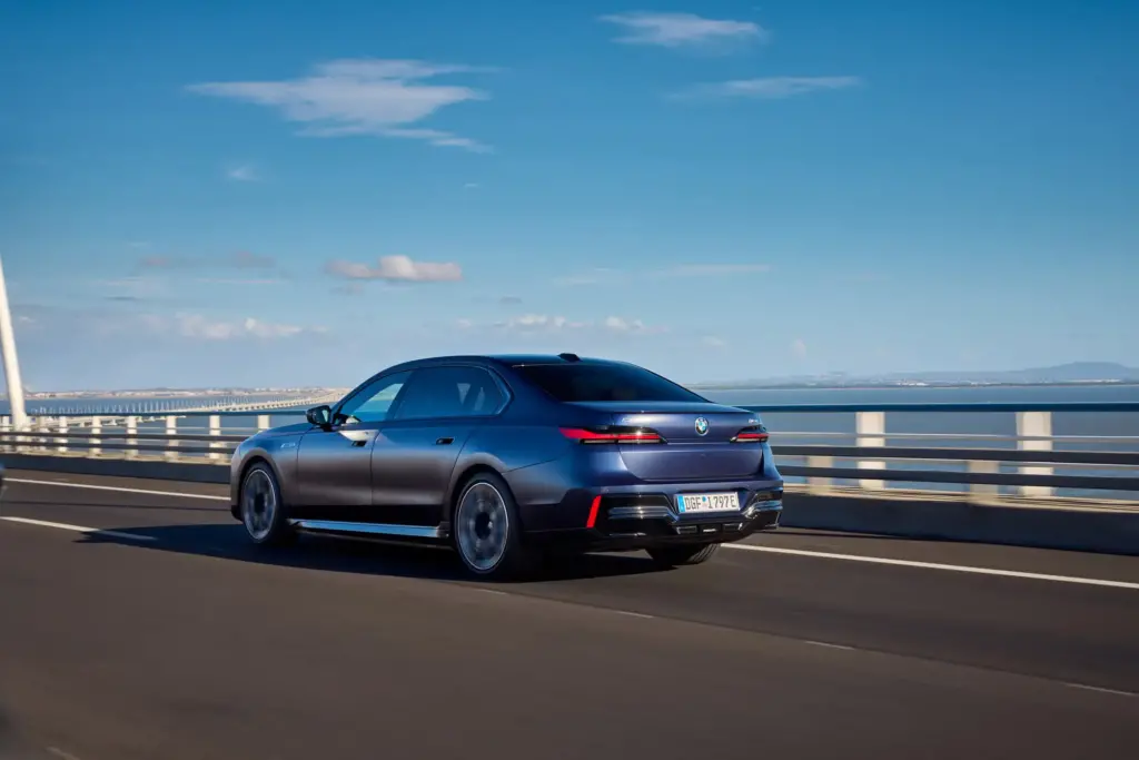 2025 BMW i7: Preise, Modelle & technische Daten - KFZPick.de