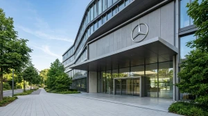 Wo ist der Hauptsitz von Mercedes? Stuttgart-Untertürkheim (Adresse & Konzern)
